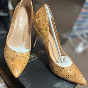 Charles by Charles David Women's  Glossy Cork Pumps Limited  Classic Style